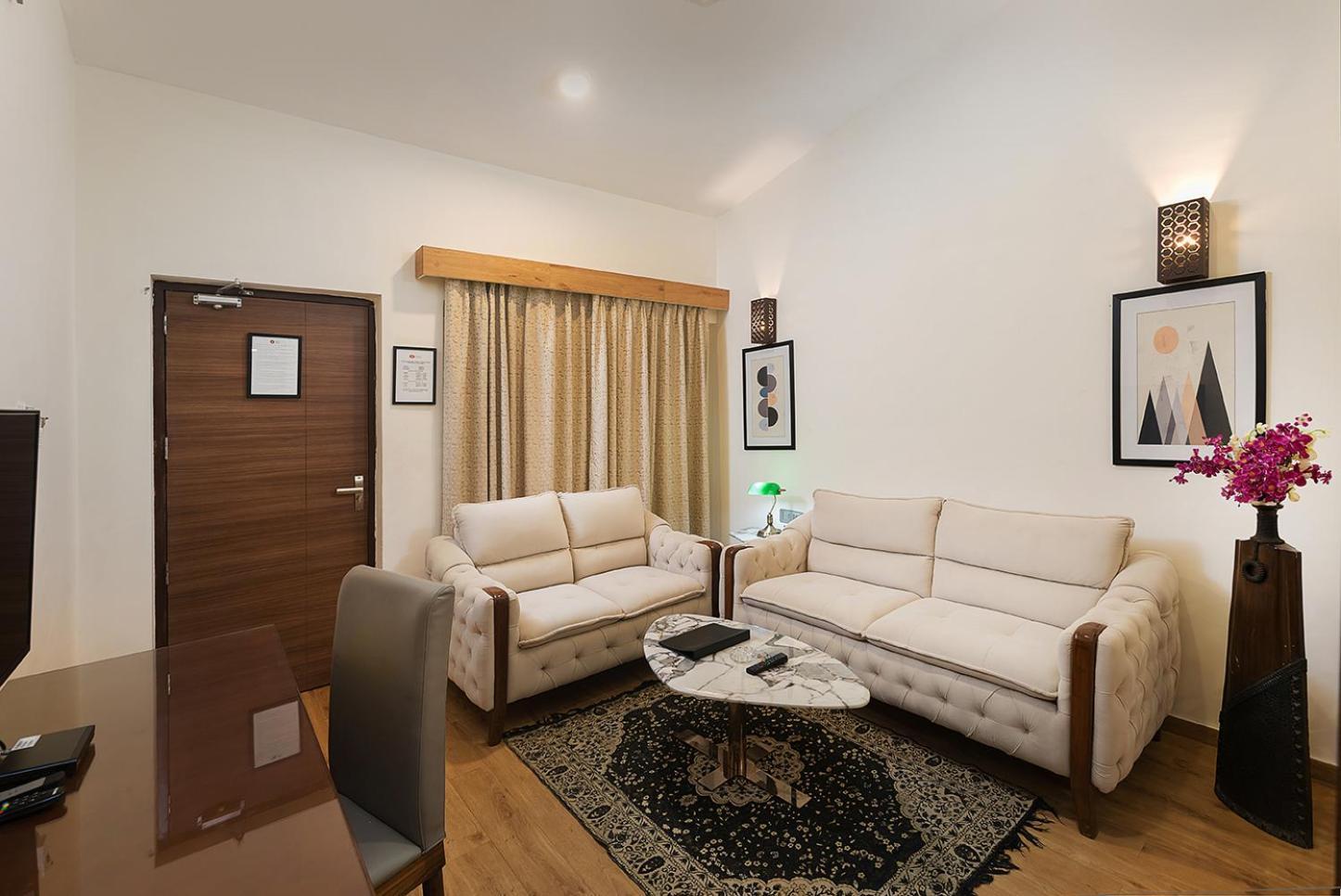 Manas Lifestyle Resort, Igatpuri Ruang foto